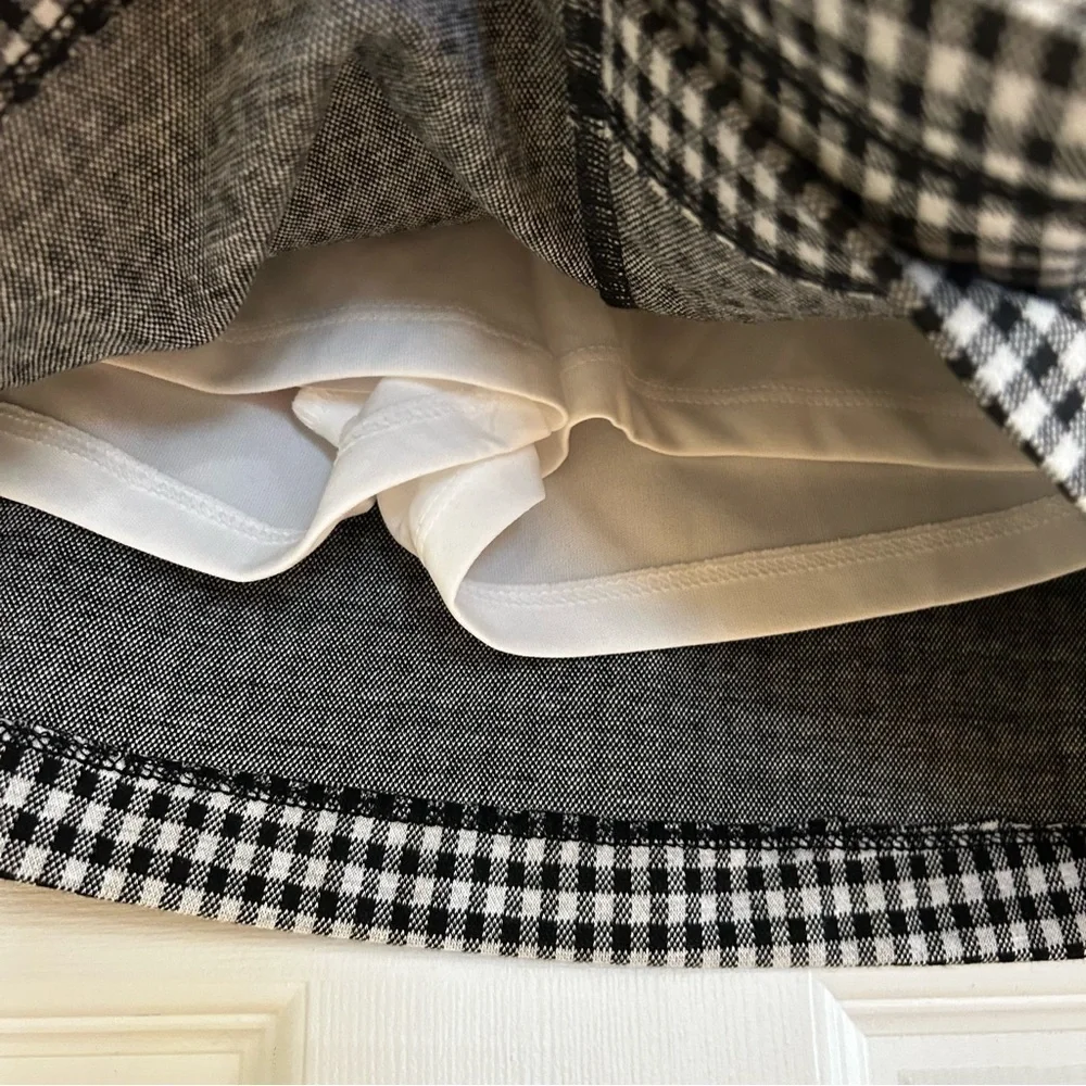 JUSTICE Black and White Gingham A-Line Skirt/Skort